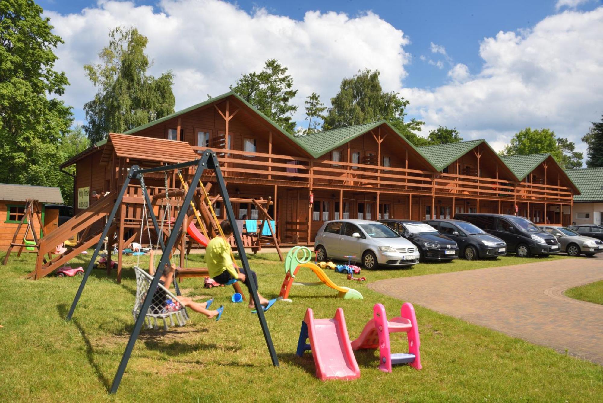 Mlodziezowy Domek Dla Grup Eldorado Mielno Centrum, 200M Od Morza Kültér fotó