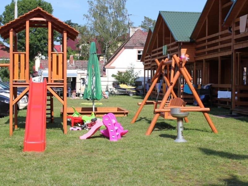 Mlodziezowy Domek Dla Grup Eldorado Mielno Centrum, 200M Od Morza Kültér fotó
