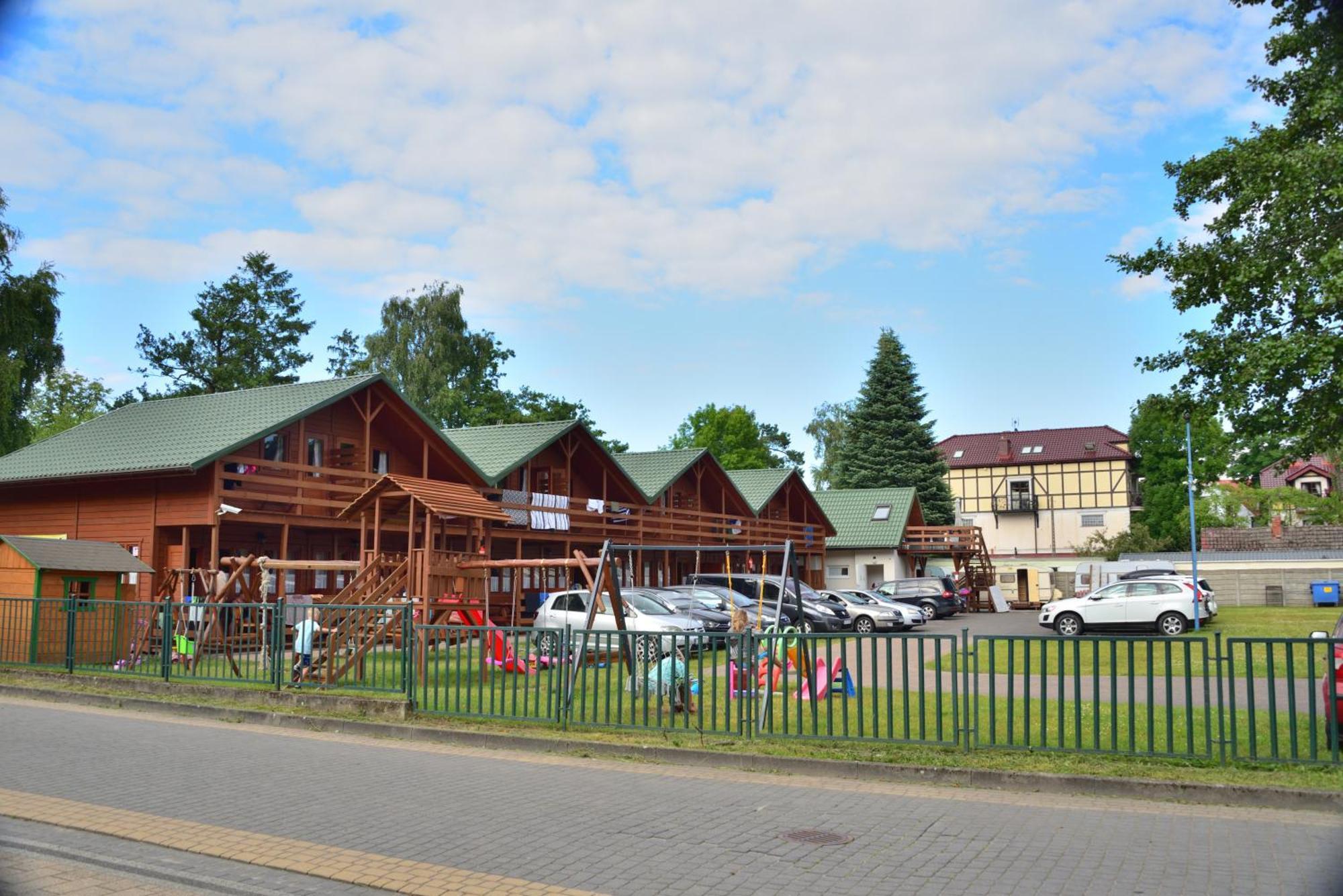 Mlodziezowy Domek Dla Grup Eldorado Mielno Centrum, 200M Od Morza Kültér fotó