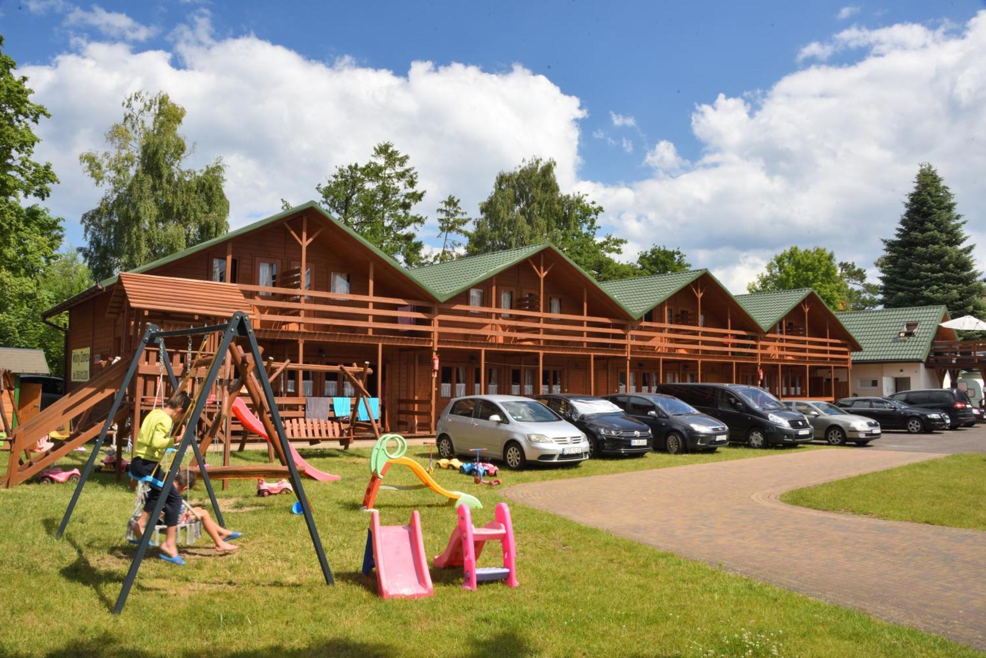 Mlodziezowy Domek Dla Grup Eldorado Mielno Centrum, 200M Od Morza Kültér fotó